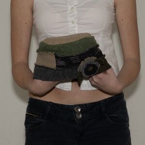 Baabaazuzu wool flower hat purple tan and green